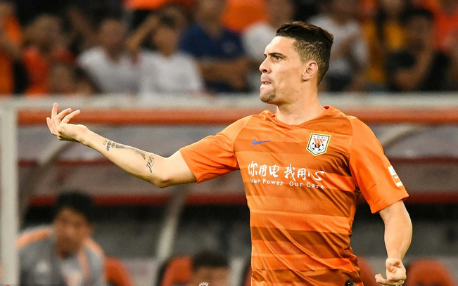  勒沃库森中场核心伤愈复出，率队逆转战胜科隆提振士气  