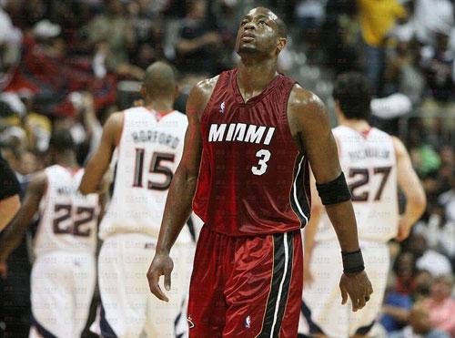  热火黑八奇迹再现季后赛，巴特勒关键球征服客场  