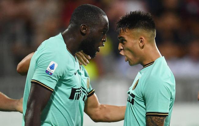  卢卡库头槌制胜，国际米兰定位球战术见效  